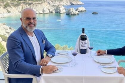 Edi Rama Julian Morina